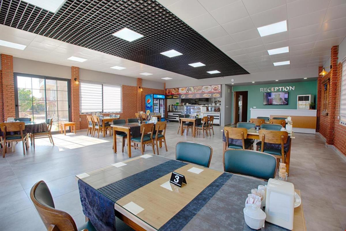 Azak Blue Otel Okurcalar Ngoại thất bức ảnh