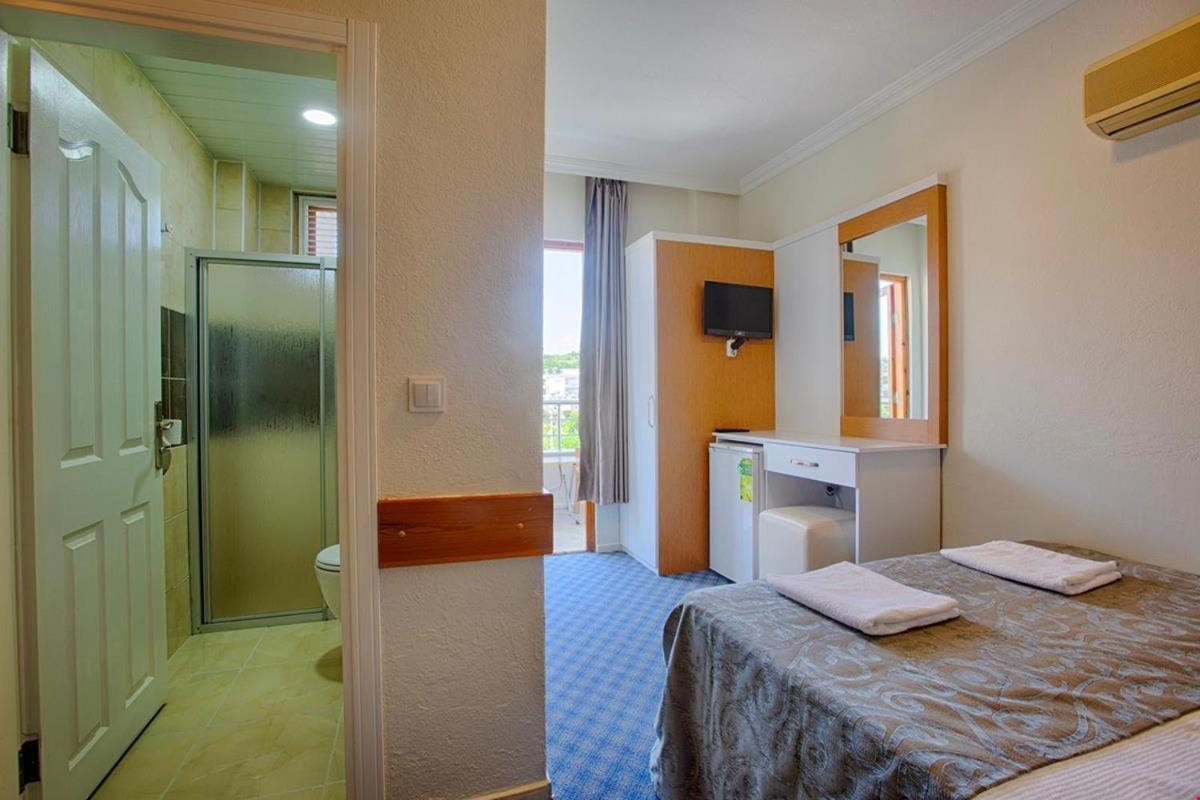 Azak Blue Otel Okurcalar Ngoại thất bức ảnh